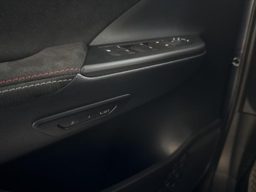 Toyota C-HR II SUV 2.0 Hybrid Dynamic Force 197KM 2024 Toyota C-HR 2.0 Hybrid GR Sport 2.0 Hybrid Dynamic, zdjęcie 19