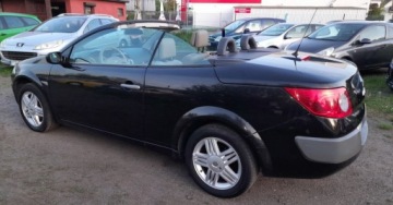Renault Megane II Cabrio 2.0 i 16V 135KM 2004 Renault Megane Cabrio 2,0 benzyna skóry wyposażony niski przebieg zarej., zdjęcie 3