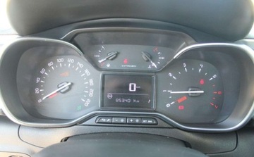 Citroen C3 III Hatchback 1.2 PureTech 82KM 2017 Citroen C3 1.2 Benzyna 82KM, zdjęcie 14