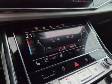 Audi Q7 II SQ7 Facelifting 4.0 TFSI 507KM 2024 Audi SQ7 Audi SQ7 SUV TFSI 507KM tiptronic 4.0 Benzyna 507KM, zdjęcie 20