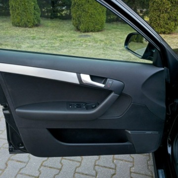 Audi A3 8P Hatchback 3d 2.0 TDI PD 170KM 2006 Audi A3 Sportback 2.0 TDI DPF S line Sportpaket, zdjęcie 20