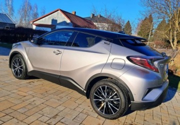 Toyota C-HR I Crossover 1.8 Hybrid 122KM 2019 Toyota C-HR Toyota C-HR 1.8 Hybryda 122KM, zdjęcie 4