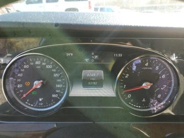 Mercedes Klasa E W213 2019 Mercedes-Benz Klasa E 2019 MERCEDES-BENZ E 300 4MATIC, silnik 2.0 L 2.0, zdjęcie 9