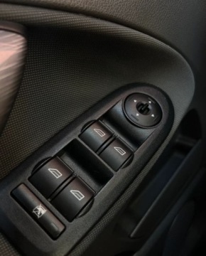 Ford Focus II Hatchback 5d 1.8 Duratec Flexifuel 125KM 2007 Ford Focus C-Max LPG hak Klima Gwarancja w cenie Warszawa VLFK 1.8 125KM, zdjęcie 25