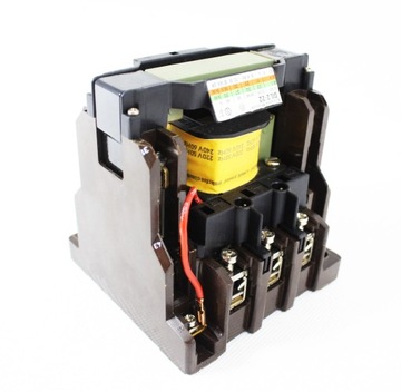 STYCZNIK DIL 2-22 90A CEWKA 220V MOELLER