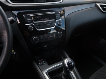 Nissan Qashqai II Crossover 1.2 DIG-T 115KM 2015 Nissan Qashqai 1.2 DIG-T, Salon Polska, Klima, zdjęcie 10