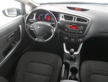 Kia Ceed II Kombi 1.6 CRDi 128KM 2013 Kia Ceed 1.6 CRDi, Serwis ASO, Klima, Parktronic, zdjęcie 6