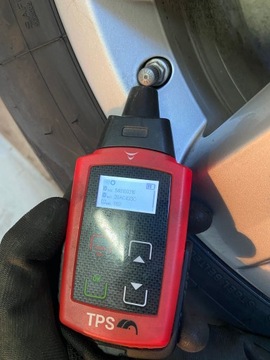 KOLA RÁFKY VW 7P6 TOUAREG 5X130 235/65/17 R17 LÉTO