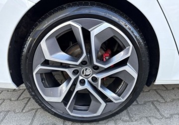 Skoda Octavia IV RS Kombi 2.0 TDI SCR 200KM 2022 Skoda Octavia 2.0 Diesel 200KM, zdjęcie 37
