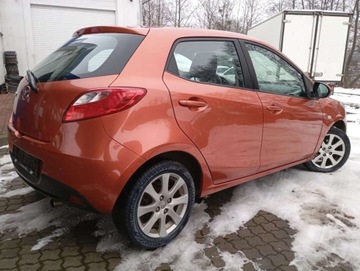 Mazda 2 II Hatchback 5d 1.3 75KM 2010 Mazda 2 1.3 PROSTA benzyna 5 DRZWI klimatyzacja piekny kolor 1.3 Benzyna, zdjęcie 18