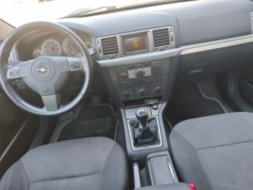 Opel Vectra C Kombi 1.9 CDTI 16V 150KM 2007 OPEL VECTRA C ZAREJESTROWANA HAK KLIMA ALU, zdjęcie 14
