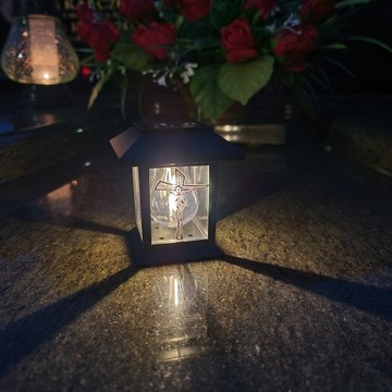 СОЛНЕЧНАЯ СВЕЧА, ФОНАРЬ НА МОГИЛУ, СТАТУЭТКА НА КЛАДБИЩЕ С КРЕСТОМ