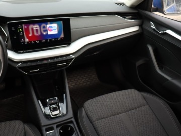 Skoda Octavia IV Liftback 1.5 TSI EVO 150KM 2023 Skoda Octavia 1.5 TSI e-tec, Salon Polska, zdjęcie 7