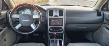 Chrysler 300C I Touring 5.7 i V8 AWD 340KM 2005 Chrysler 300C 5.7 V8 HEMIGaz Sekw. AWD 4x4 Navi BOSTON 5.7 BenzynaLPG, zdjęcie 6