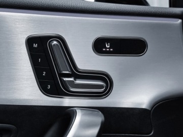 Mercedes Klasa A W177/V177 Hatchback AMG Facelifting 2.0 A45S 421KM 2026 A Klasa 45 S AMG 4-Matic+ 2.0 (421KM) 2026, zdjęcie 13
