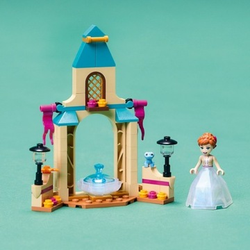 LEGO Disney Холодное сердце Двор замка Анны 43198