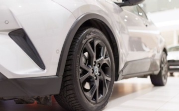 Toyota C-HR I Crossover 1.8 Hybrid 122KM 2017 Toyota C-HR 1.8 Hybrid Dynamic 1.8 Hybryda 122KM, zdjęcie 9