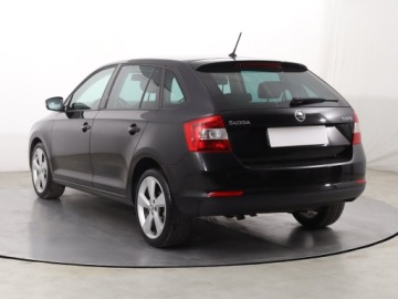 Skoda Rapid II Liftback Facelifting 1.6 TDI CR 115KM 2017 Skoda Rapid Spaceback 1.6 TDI, Salon Polska, zdjęcie 3