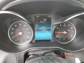 Mercedes GLC C254/X254 2022 Mercedes-Benz GLC 2022 r.,2,0L 300 4 MATIC 2.0 Benzyna 255KM, zdjęcie 6