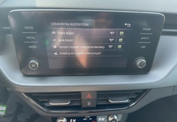 Skoda Kamiq Crossover 1.0 TSI 110KM 2023 Skoda Kamiq 1.0 TSI 110 KM 6 bieg . manual Ambition Benzyna 110KM, zdjęcie 16