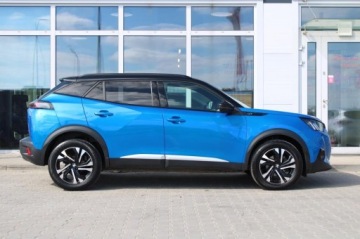 Peugeot 2008 II SUV 1.2 PureTech 130KM 2021 Peugeot 2008 GT, zdjęcie 4