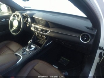 Alfa Romeo Stelvio SUV Facelifting 2.0 Turbo 280KM 2022 Alfa Romeo Stelvio 2022r., 4x4, 2.0L, zdjęcie 8