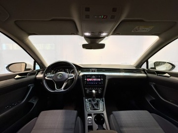 Volkswagen Passat B8 Variant Facelifting 2.0 TDI SCR 150KM 2020 Volkswagen Passat 2.0 TDI 150KM DSG, Salon Polska,, zdjęcie 24