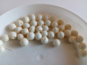 PIK 2030 KOŚĆ BAWOLA z dziurką całość 9 zł