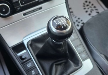 Volkswagen Passat B7 Variant 2.0 TDI CR DPF BlueMotion 140KM 2011 Volkswagen Passat Sliczny 2.0 TDI Bogata Wersja ORYGINAL Zadbany NISKI PRZ, zdjęcie 20