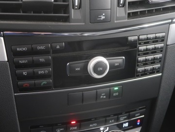 Mercedes Klasa E W212 Coupe 200 CGI BlueEFFICIENCY 184KM 2012 Mercedes E E 200, Salon Polska, Automat, Skóra, zdjęcie 11