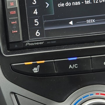 Hyundai ix20 Mikrovan 1.4 CVVT 90KM 2014 Hyundai ix20 1.4 Benzyna90KM, zdjęcie 29