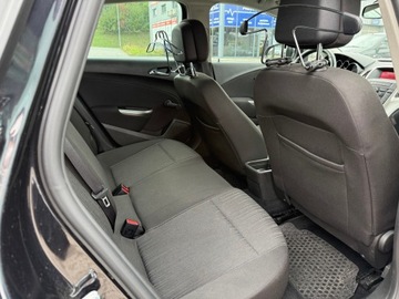 Opel Astra J Hatchback 5d 1.4 Turbo ECOTEC 140KM 2011 Opel Astra ZAMIEŃ swoje auto zostaw w rozliczeniu – Dowóz pod dom, zdjęcie 10