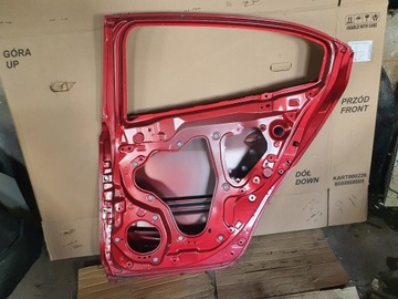 ДВЕРЬ ЗАДНЯЯ ПРАВАЯ MAZDA 3 III СЕДАН 15- B45A72010