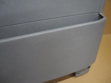 TAPICERKA DRZWI PRAWYCH PRZEDNICH SPRINTER 906