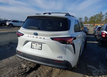 Toyota Sienna III 2022 Toyota Sienna XLE, od ubezpieczalni 2.5 Hybryda 189KM, zdjęcie 6