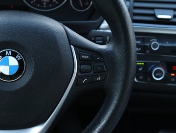 BMW Seria 3 F30-F31-F34 Touring 2.0 320i 184KM 2014 BMW 3 320 i xDrive, Salon Polska, Serwis ASO, zdjęcie 22