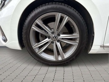 Volkswagen Arteon Fastback Facelifting 2.0 TSI 190KM 2021 Volkswagen Arteon Shooting Brake TSI 190KM R-Line Keyless Light Assist, zdjęcie 8