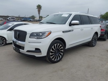 Lincoln Navigator III 2024 Lincoln Navigator 2024 LINCOLN NAVIGATOR BLACK LABEL L 3.5 Benzyna 440KM, zdjęcie 3