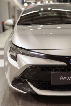 Toyota Corolla XII TS Kombi Facelifting 1.8 Hybrid 140KM 2023 Toyota Corolla 1.8 Hybrid Comfort 1.8 Hybryda 140KM, zdjęcie 8