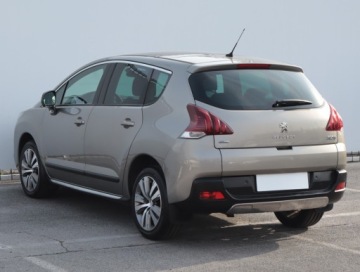 Peugeot 3008 I Crossover Facelifting 1.2 PureTech 130KM 2016 Peugeot 3008 1.2 PureTech, Salon Polska, zdjęcie 3