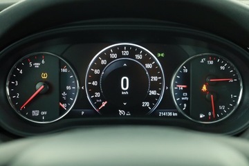 Opel Insignia I Sports Tourer Facelifting 2.0 CDTI Ecotec 170KM 2017 Opel Insignia 2.0 CDTI, Salon Polska, 167 KM, zdjęcie 7