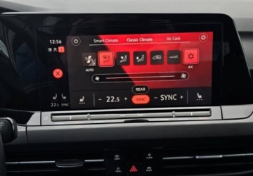 Volkswagen Golf VIII Hatchback 1.5 eTSI EVO mHEV 150KM 2022 Volkswagen Golf Variant Stan bdb - Alcantara - Kamera - Czujniki - Podgrz., zdjęcie 17