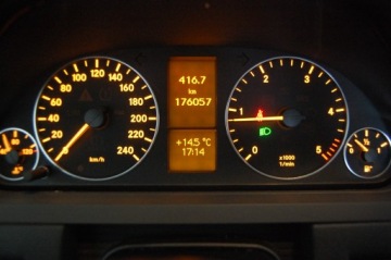 Mercedes Klasa A W169 Limuzyna 2.0 160 CDI 82KM 2012 A-Klasa Lift Klima El.Szyby 2Komplety kół Bezwypadowa 2.0CDI, zdjęcie 7