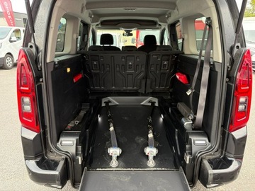 Opel Combo E Kombivan 1.5 Diesel 102KM 2019 Opel Combo Life Niepełnosprawnych inwalida PFRON, zdjęcie 10