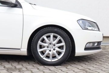 Volkswagen Passat B7 Variant 1.6 TDI CR DPF BlueMotion 105KM 2012 VW Passat 1.6 TDI, VAT 23%, Klima, Parktronic,ALU, zdjęcie 14