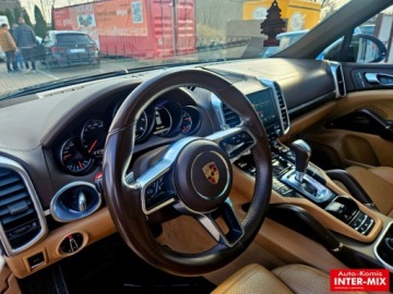Porsche Cayenne II SUV Facelifting 3.6 V6 440KM 2017 Porsche Cayenne 3.6 V8 440KM Lifting bardzo bogata wersja auto bardzo zadb, zdjęcie 13