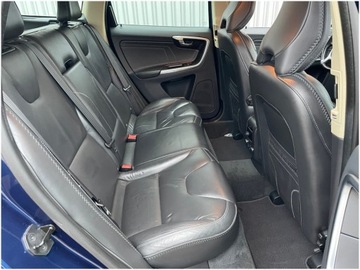 Volvo XC60 I SUV 2.0 D3 163KM 2012 Volvo XC60 Ocean Race, zdjęcie 18