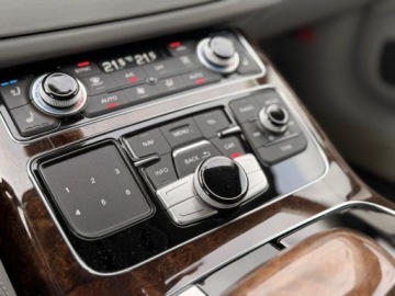 Audi A8 D4 Sedan Facelifting 4.0 TFSI 435KM 2014 Audi A8 A8 L Quattro 4.0 benzyna Japonia 4.0 Benzyna 435KM, zdjęcie 15
