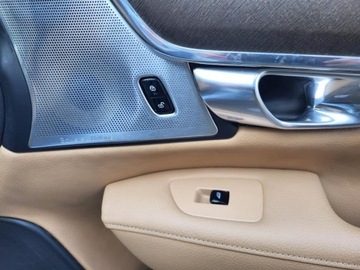 Volvo V90 II Kombi 2.0 T6 310KM 2020 VOLVO V90 Cross Country AWD/4X4* 2.0 benzyna T6 310KM * 77, 056km * Zadbany, zdjęcie 37