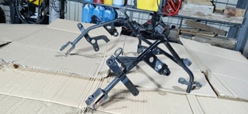 YAMAHA TDM 850 4TX КРЫШКА РАМЫ ОБЛЕКТЕЛЯ ПЕРЕДНЕЕ КРЕПЛЕНИЕ ОБЛЕКТОРА